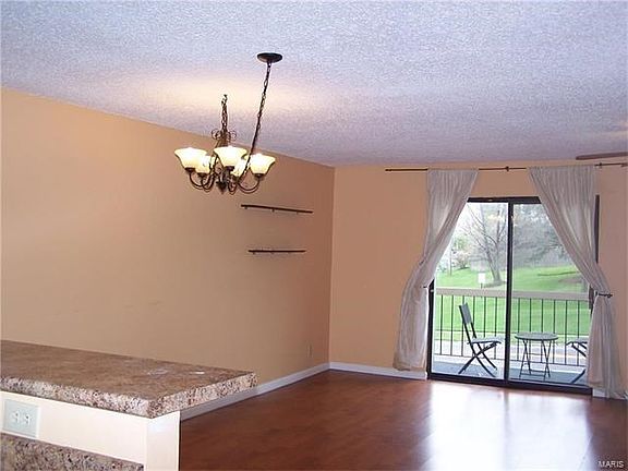 4th image of 1279 Guelbreth Ln APT 311