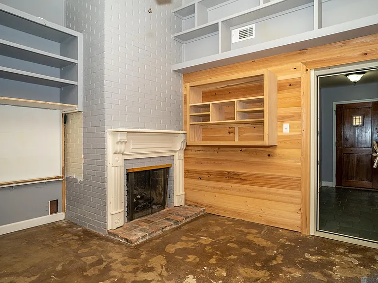 3736 Sessions Dr — Photo 19