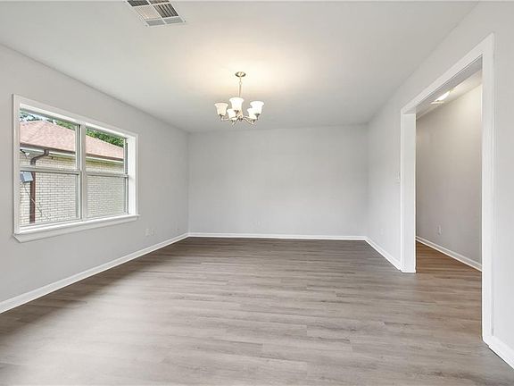 3rd image of 7609 Edward St