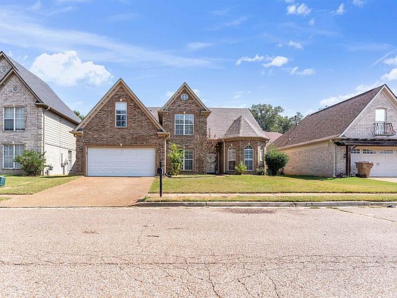 2nd image of 4664 Orange Tulip Dr