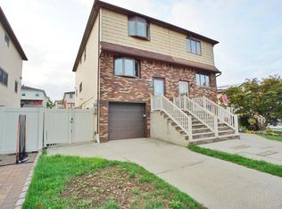 40 Vineland Ave, Staten Island, NY 10312