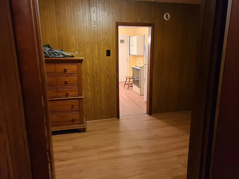 906 Capouse Ave #4 — Photo 1