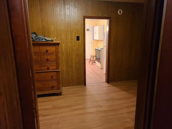 906 Capouse Ave APT 4
