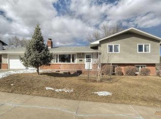 4502 Ridgewood St, Rapid City, SD 57702