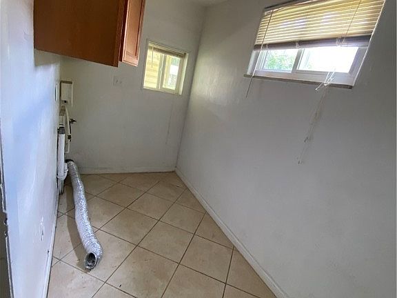 5th image of 813 Macmillan Dr