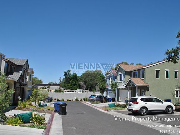 2nd image of 4837 Morgera Ln