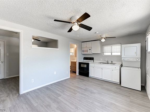 4th image of 1306 Rexford Pl #C