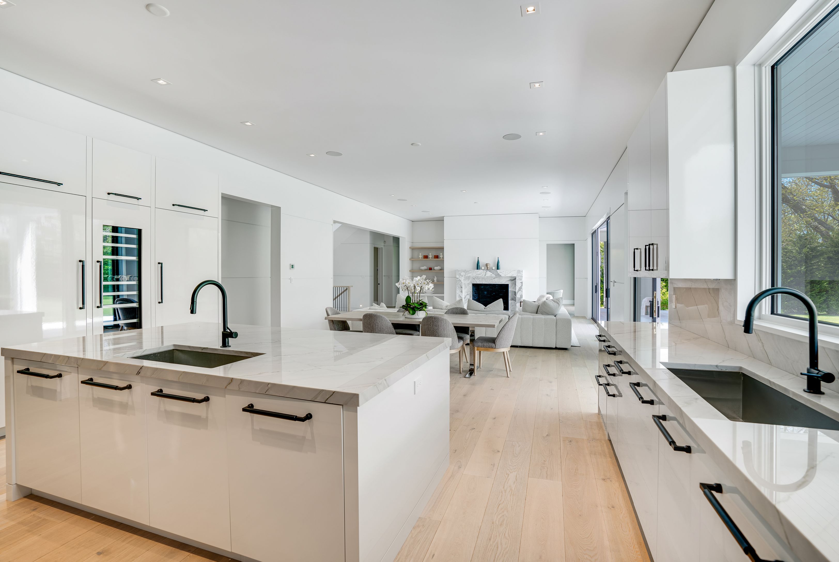 156 Summerfield Ln, Water Mill, NY 11976 Out East