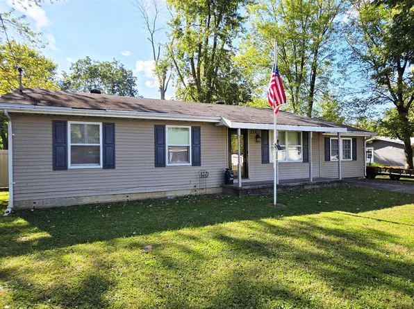 110 S Church St, Bellmont, IL 62811