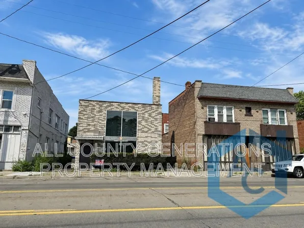 3520 W 105th St, Cleveland, OH 44111