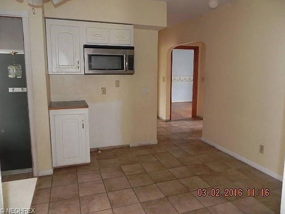 4th image of 1147 Highland Park Blvd