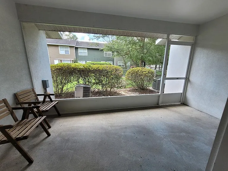 2348 SW 42nd Dr #148 — Photo 14