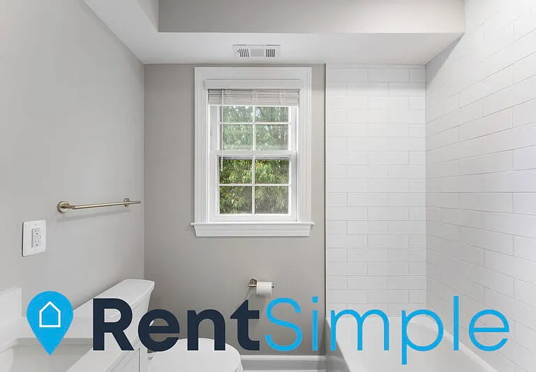 1300 S Barton St #338 — Photo 8