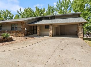 10 Wedgewood Ln, Holiday Island, AR 72631