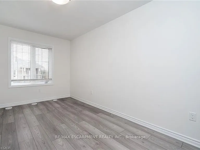 305 Garner Rd W #39 — Photo 33