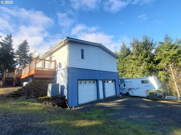 287 Carol Ct, Oakland, OR 97462