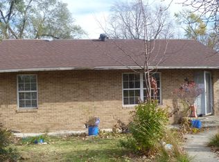 210 Davison St, Joliet, IL 60433