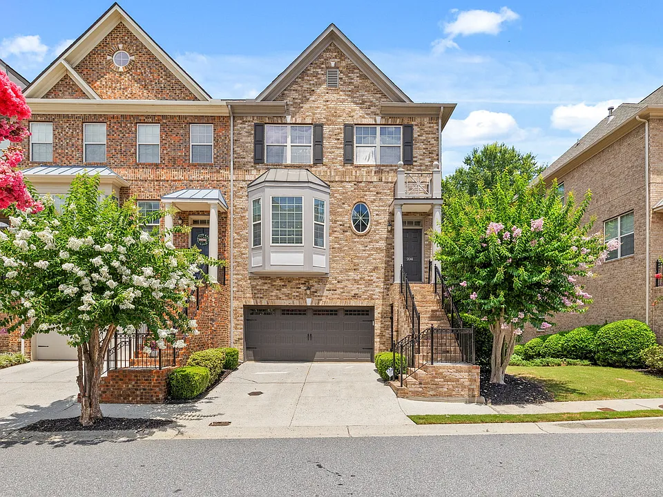 9044 Woodland Trl