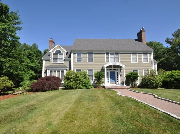 9 Breezy Point Rd, Acton, MA 01720