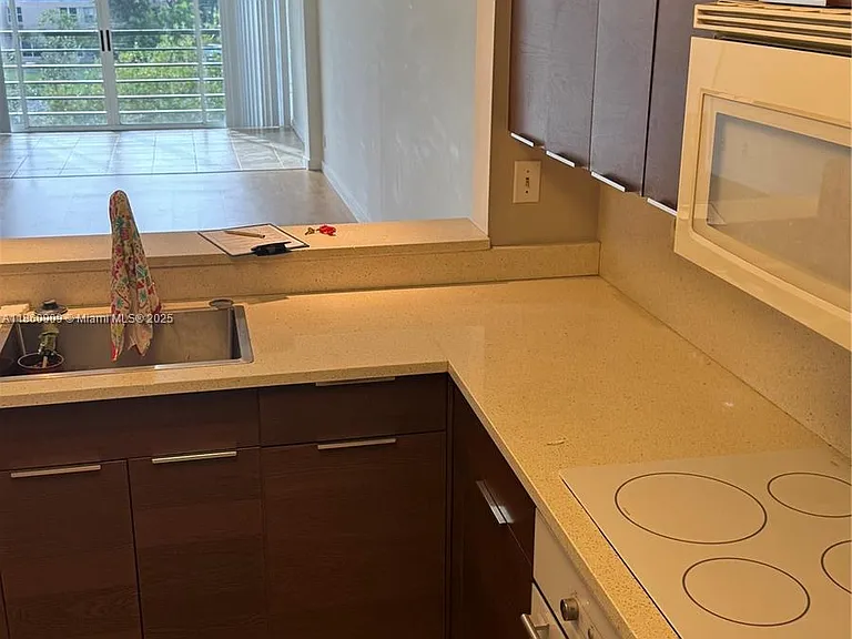 1811 Sabal Palm Dr #403 — Photo 2