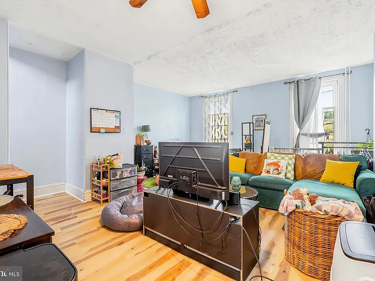 204 Ripka St #2 — Photo 4