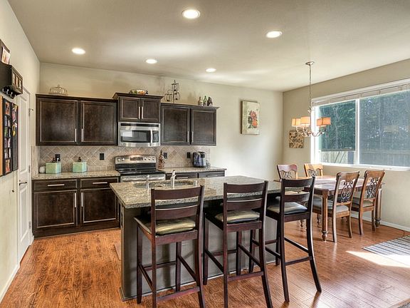 3rd image of 9320 175th Street Ct E