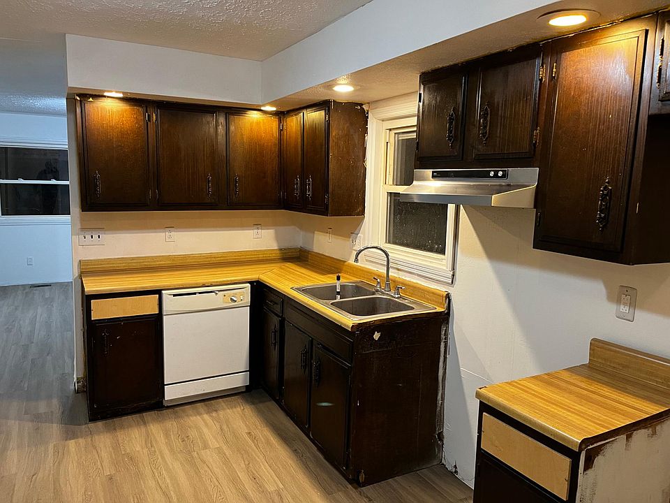 1st image of 624 Saint Nicholas Ave