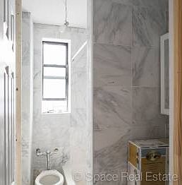 4th image of 326 Saint Johns Pl APT 3c