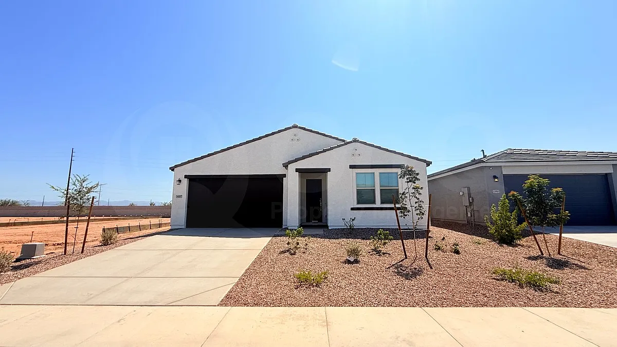 3 bed, 2.5 bath, 1949 sqft, $2,099 — Photo 1