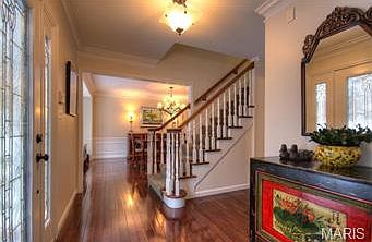 5th image of 7 Pine Manor Dr