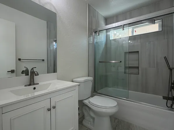 1143 Smith Ave #B, Campbell, CA 95008