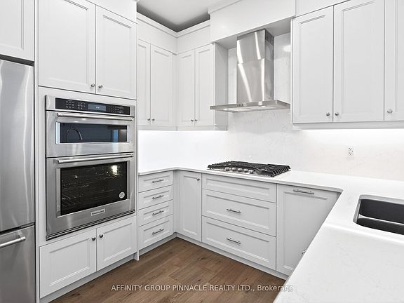 4th image of 99 Louisa St #308