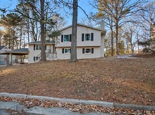 110 W Rexford Dr, Newport News, VA 23608