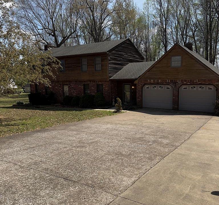 1st image of 113 Threadneedle Dr