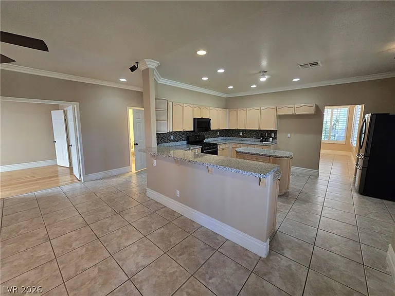 8839 La Manga Ave — Photo 14
