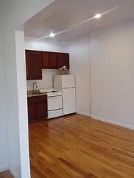 Rented by Willie Kathryn Suggs, LREB