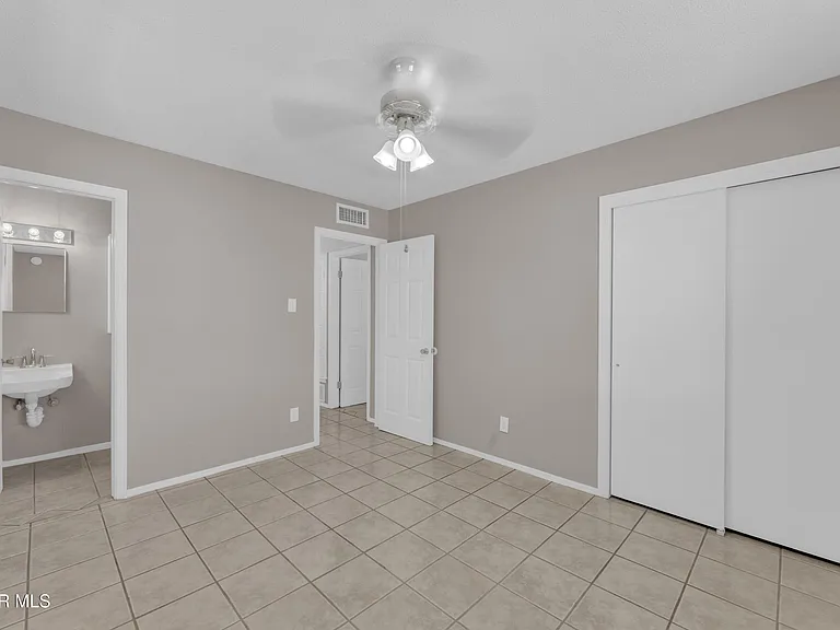228 Caribe Cir — Photo 29