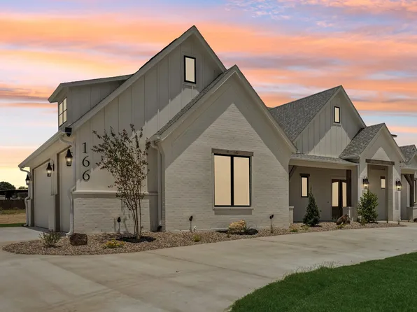 166 Coalson Xing, Azle, TX 76020