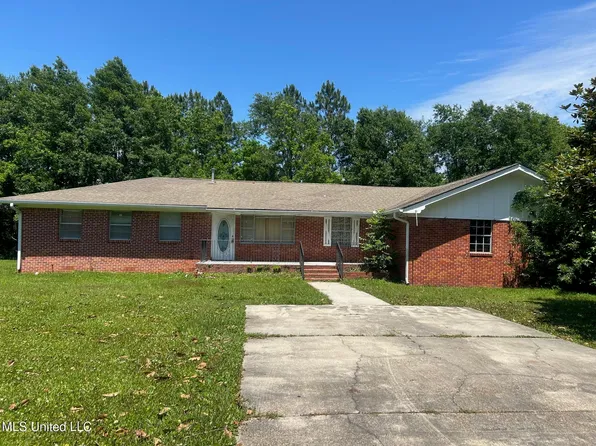 916 Camp Four Jacks Rd, Biloxi, MS 39532