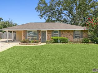 16825 Chickasaw Ave, Greenwell Springs, LA 70739