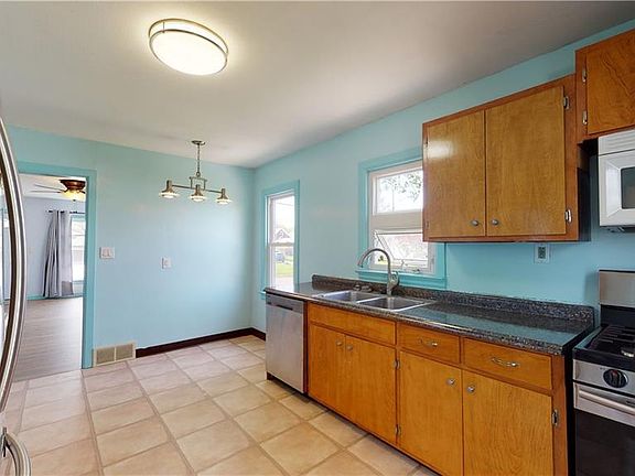5th image of 1418 Patterson Ave