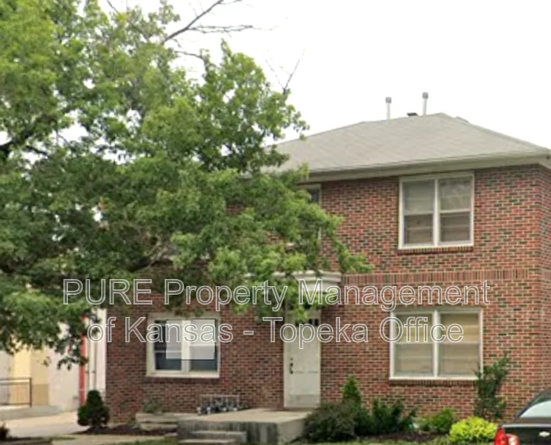 1239 SW Oakley Ave #2