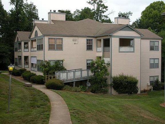2nd image of 8121 Tremaine Ct