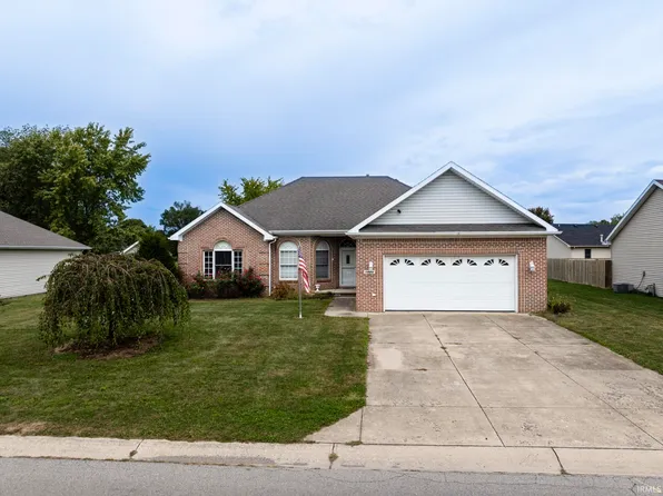7904 W Kennedy Pkwy, Yorktown, IN 47396