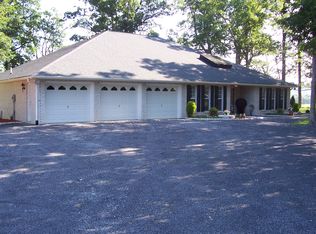70 Prosperity Ln, Moorefield, WV 26836