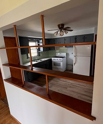 5th image of 4485 E Frontenac Dr