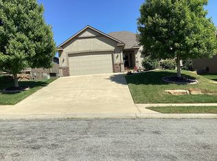501 S 137th Ter, Bonner Springs, KS 66012