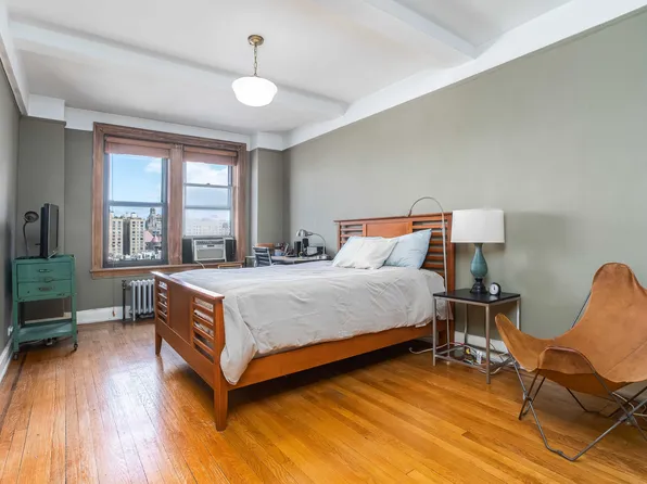 41 West 72nd Street image 9 of 14