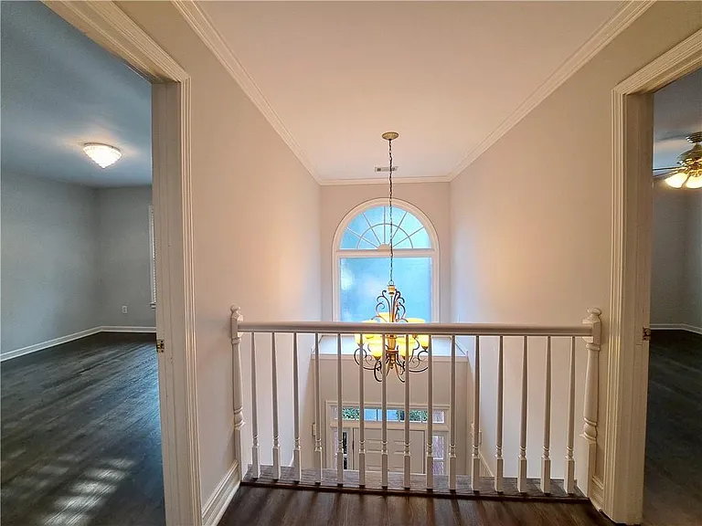2242 Lenox Walk — Photo 32