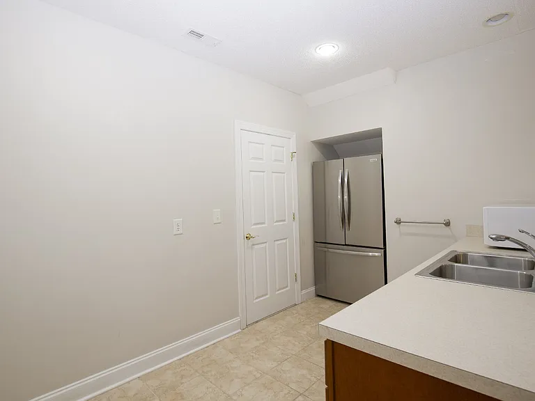 108 Fawnwood Dr — Photo 41